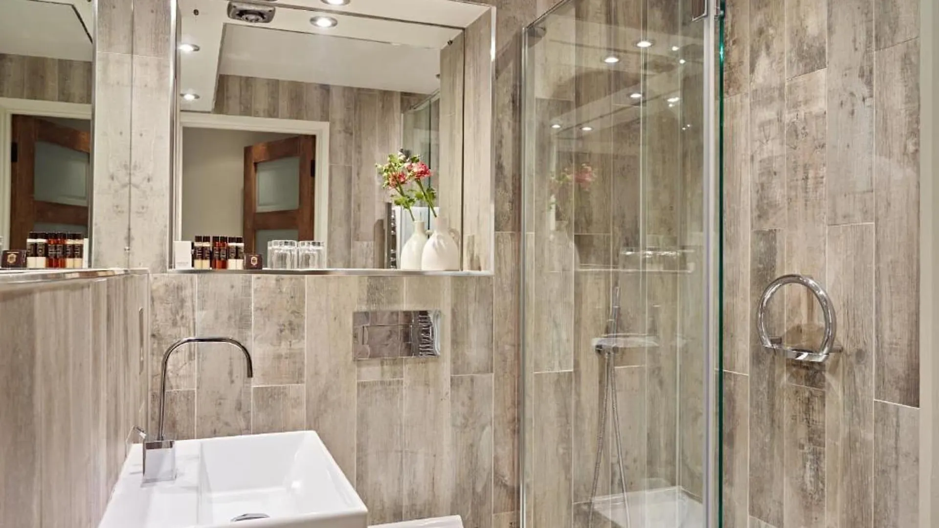 Cotswold Grange Bed & Breakfast Cheltenham