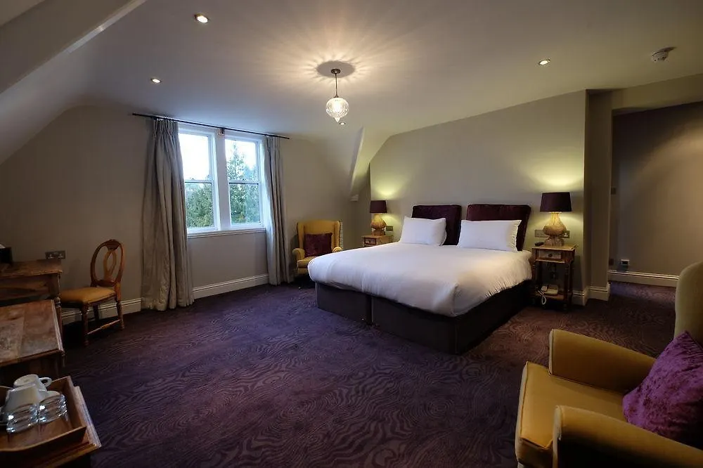 Cotswold Grange Bed & Breakfast Cheltenham