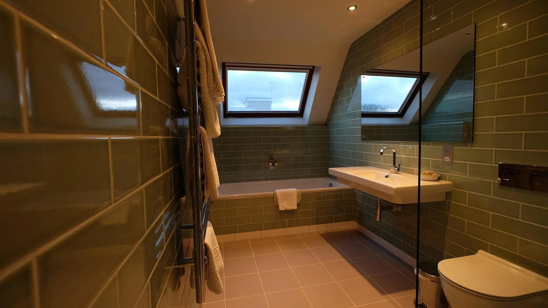 Cotswold Grange Bed & Breakfast Cheltenham