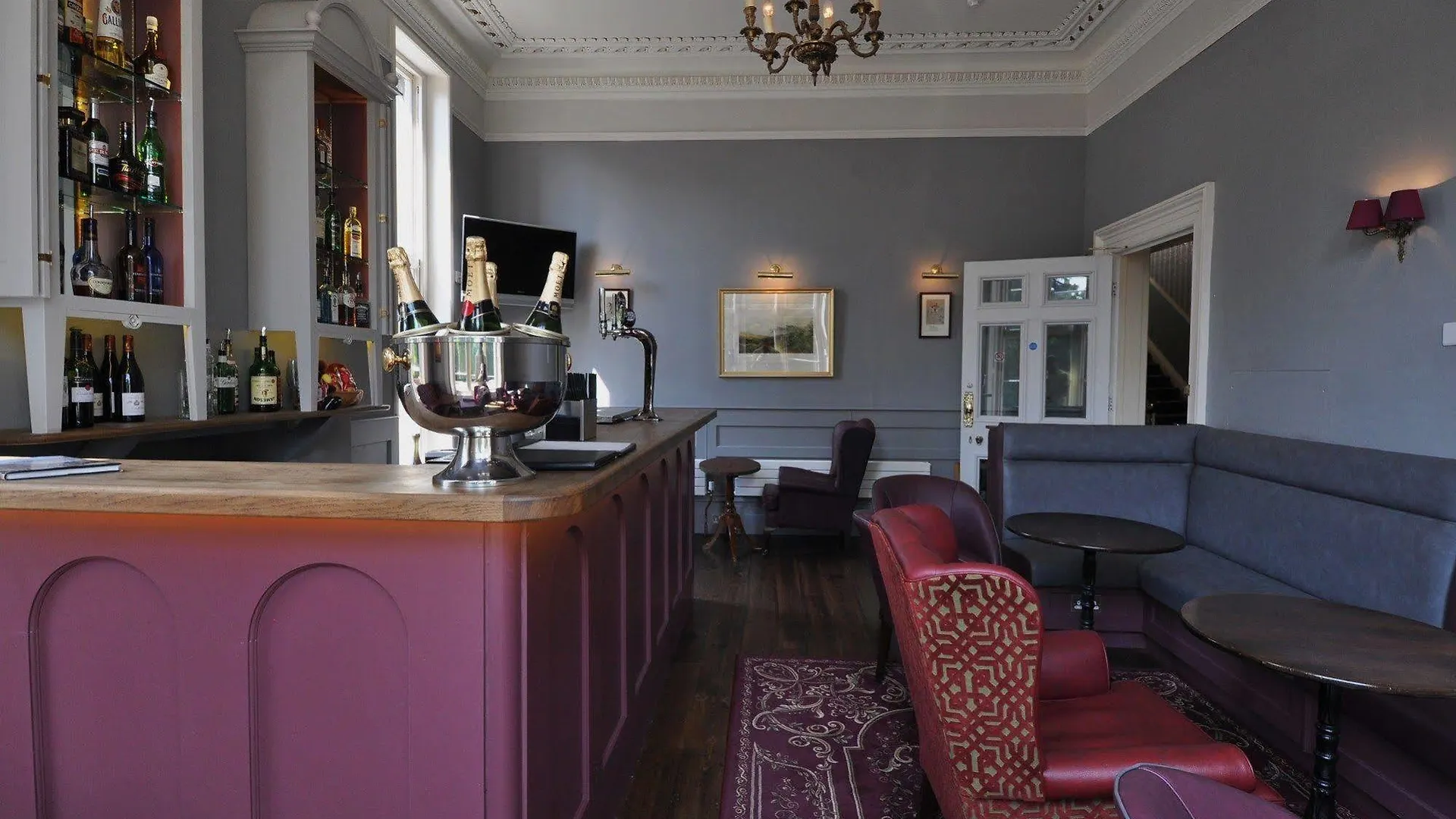Cotswold Grange Bed & Breakfast Cheltenham